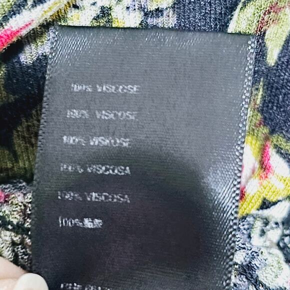 Urban Outfitters Top Cropped Smocked Long Sleeve Floral Boho V-neck Women's Sz S - Picture 6 of 6